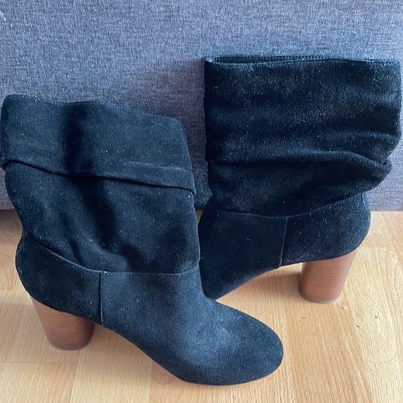 Slouchy black boots - Picture 2 of 7